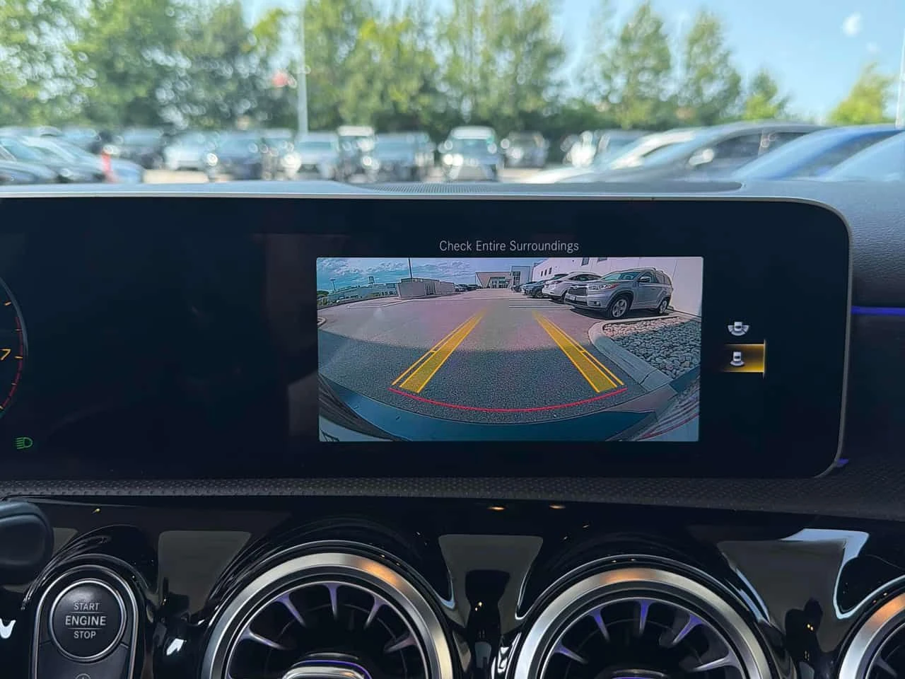 Mercedes-Benz A 220 * АВТОКРЕДИТ * ГЛАВНО ПРЕДСТАВИТЕЛСТВО, снимка 13 - Автомобили и джипове - 55651120
