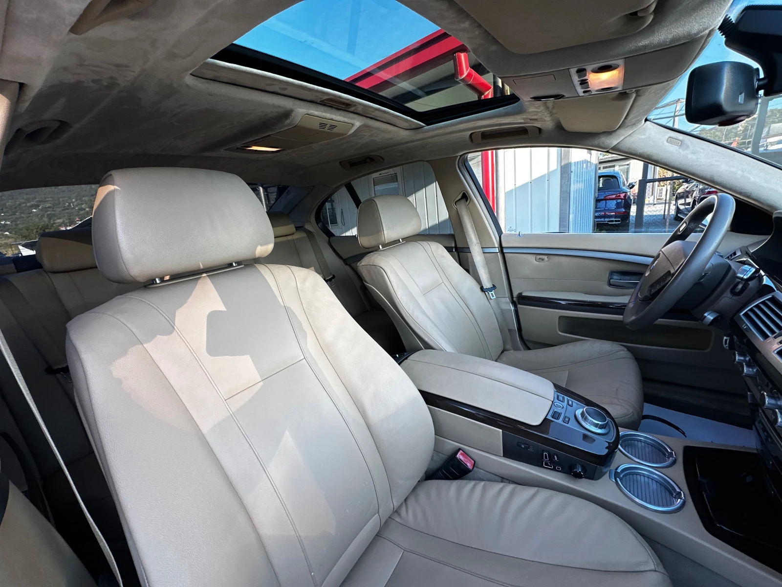 BMW 730 D 231к.с Facelift* Обслужена* Всичко платено, снимка 11 - Автомобили и джипове - 55731779