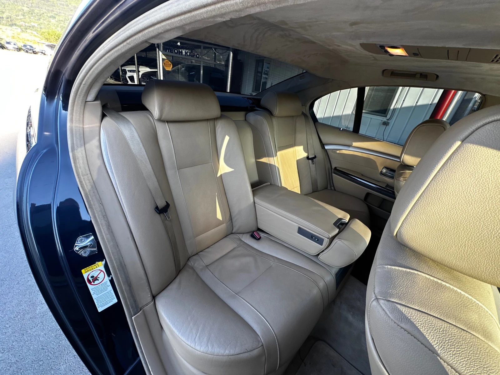 BMW 730 D 231к.с Facelift* Обслужена* Всичко платено, снимка 17 - Автомобили и джипове - 55731779