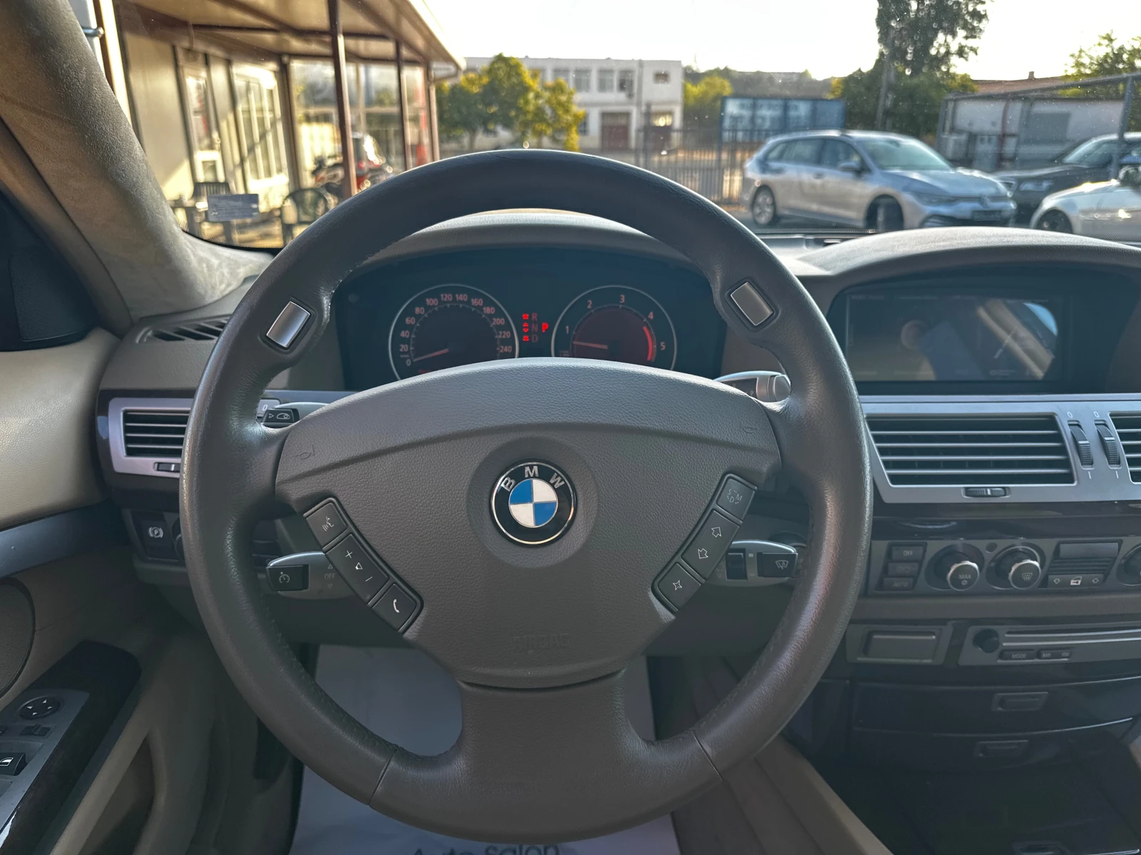 BMW 730 D 231к.с Facelift* Обслужена* Всичко платено, снимка 14 - Автомобили и джипове - 55731779