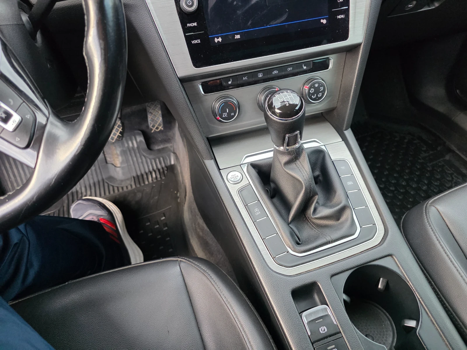 VW Passat Variant, снимка 12 - Автомобили и джипове - 55973542
