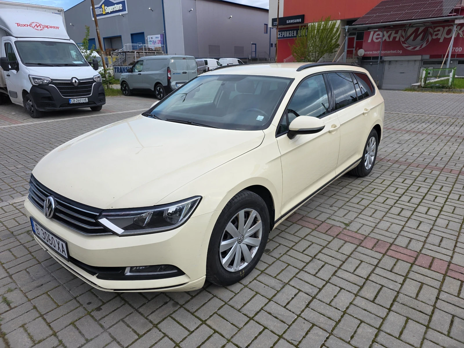 VW Passat Variant, снимка 2 - Автомобили и джипове - 55973542