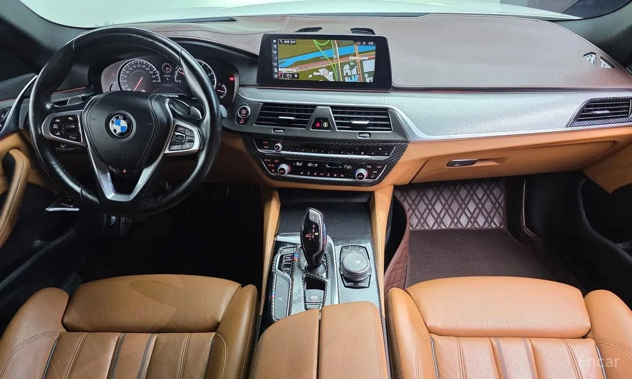 BMW 520 XDRIVE20D * M SPORT* ФИКСИРАНА ЦЕНА ДО БЪЛГАРИЯ*  , снимка 7 - Автомобили и джипове - 56083779