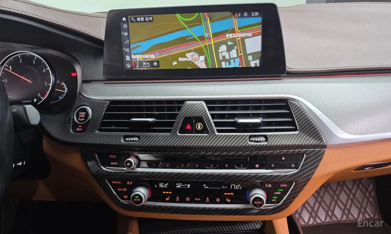 BMW 520 XDRIVE20D * M SPORT* ФИКСИРАНА ЦЕНА ДО БЪЛГАРИЯ*  , снимка 12 - Автомобили и джипове - 56083779