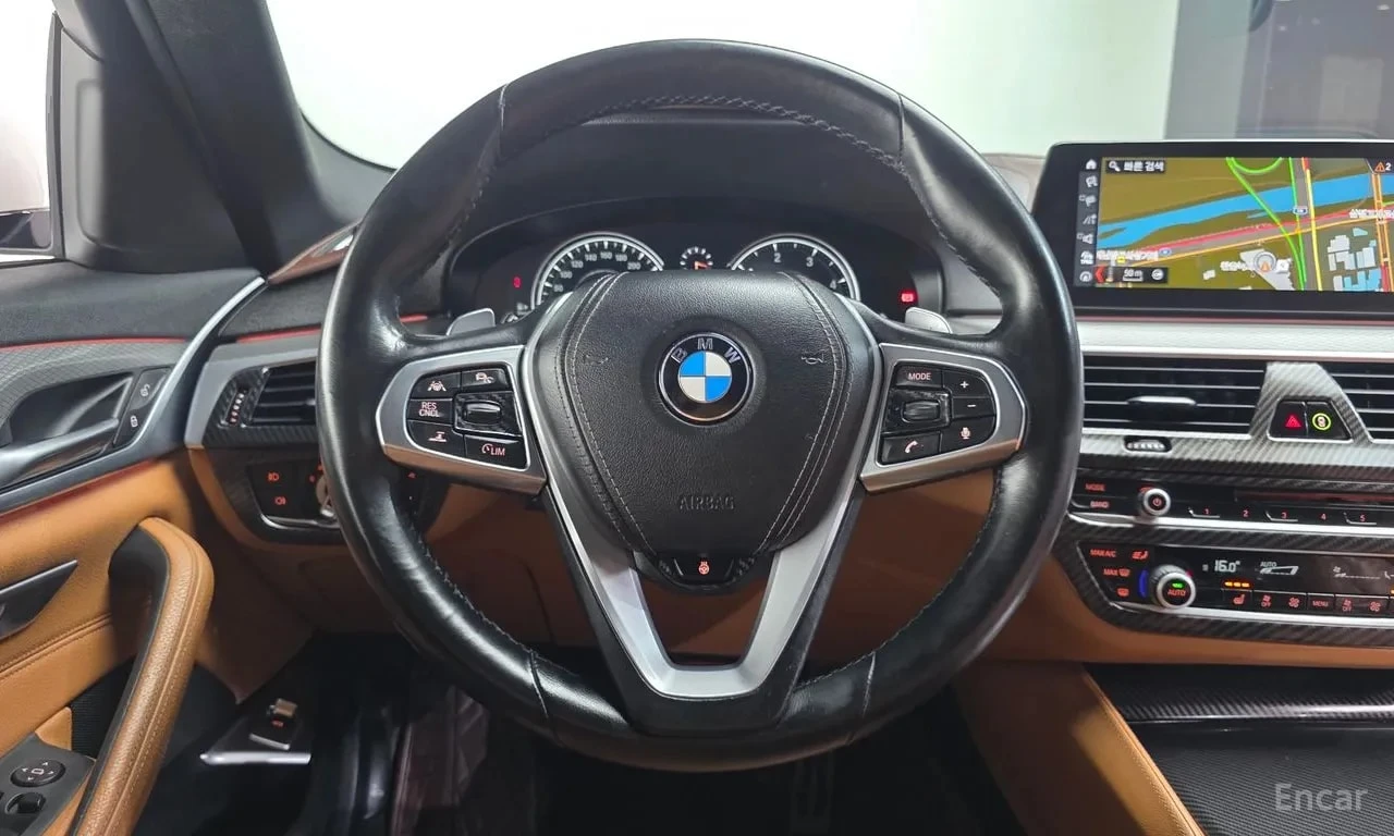 BMW 520 XDRIVE20D * M SPORT* ФИКСИРАНА ЦЕНА ДО БЪЛГАРИЯ*  , снимка 8 - Автомобили и джипове - 56083779
