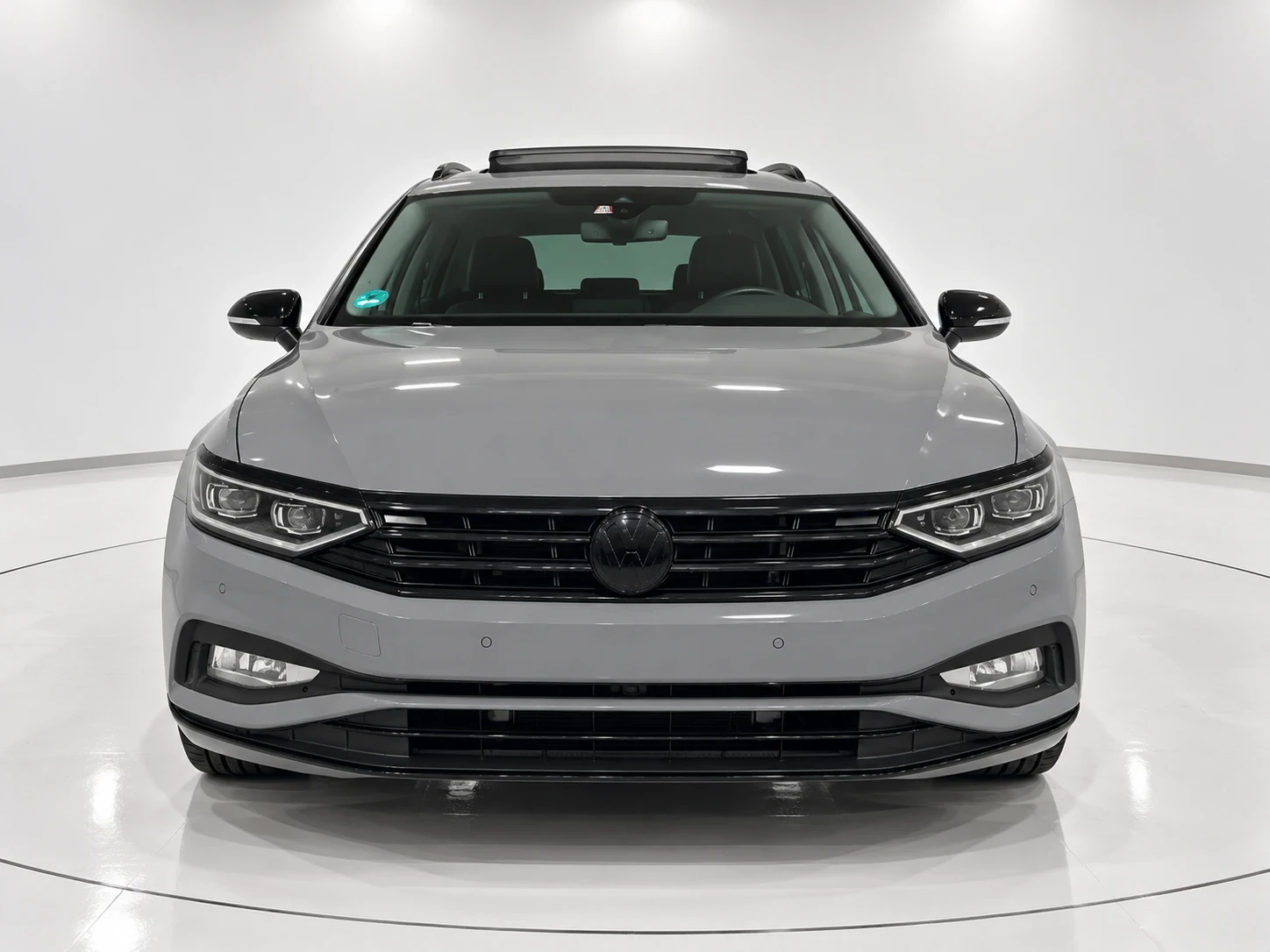 VW Passat 2.0TDI Pan, MATRX, Moon Grey Solid, снимка 2 - Автомобили и джипове - 56714671
