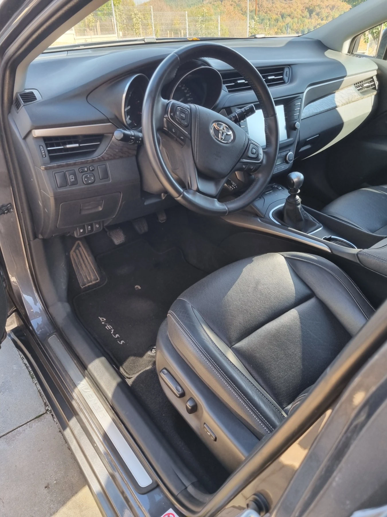 Toyota Avensis, снимка 10 - Автомобили и джипове - 56749162