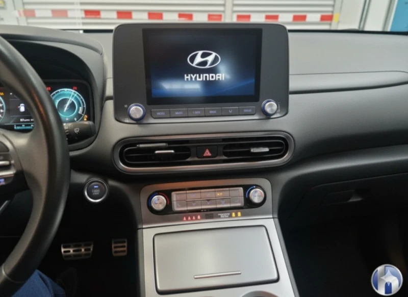 Hyundai Kona, снимка 4 - Автомобили и джипове - 51936307