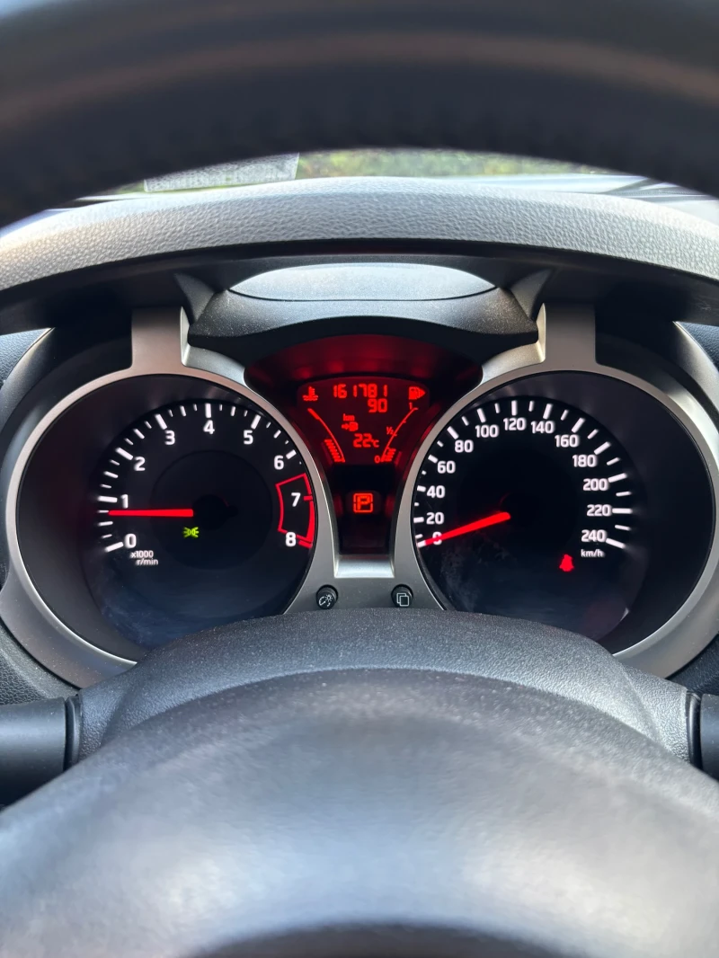 Nissan Juke DIG 1.6 Turbo Automatic AWD, снимка 9 - Автомобили и джипове - 52414621