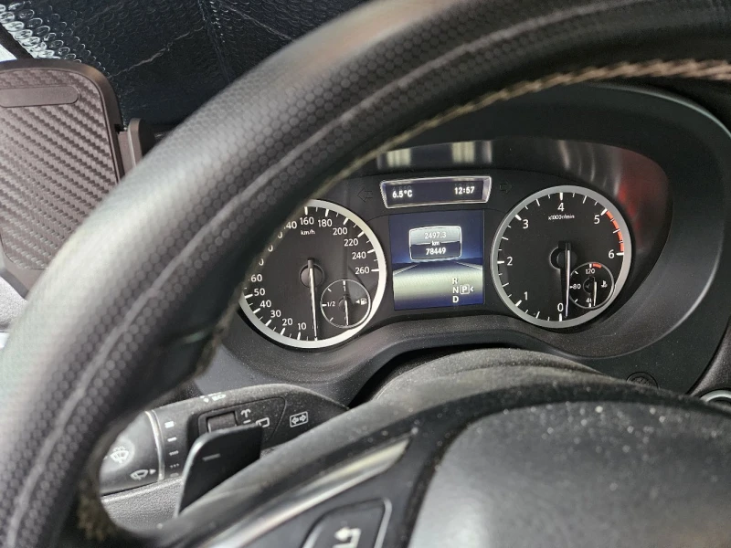 Infiniti Q30, снимка 6 - Автомобили и джипове - 52527940