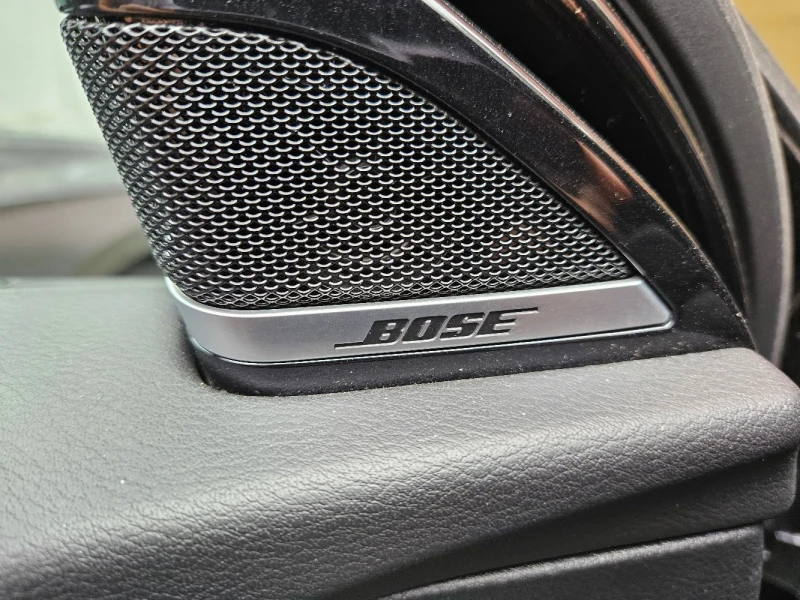 Infiniti Q30, снимка 5 - Автомобили и джипове - 52527940