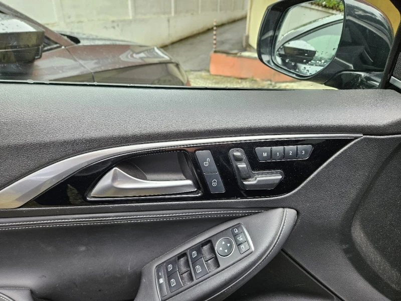 Infiniti Q30, снимка 7 - Автомобили и джипове - 52527940