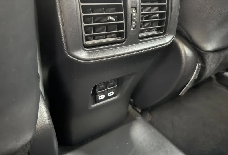 Toyota Rav4 Plug-in hybrid , снимка 14 - Автомобили и джипове - 53334995