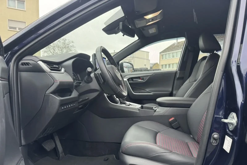 Toyota Rav4 Plug-in hybrid , снимка 5 - Автомобили и джипове - 53334995