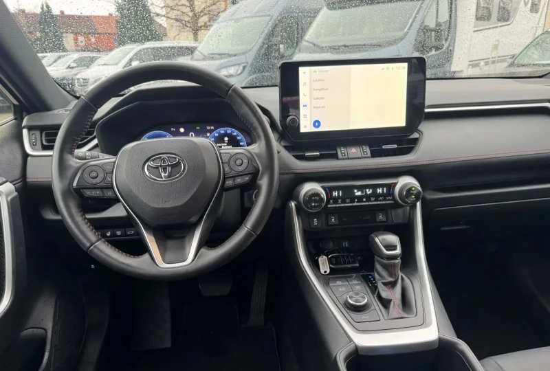 Toyota Rav4 Plug-in hybrid , снимка 12 - Автомобили и джипове - 53334995