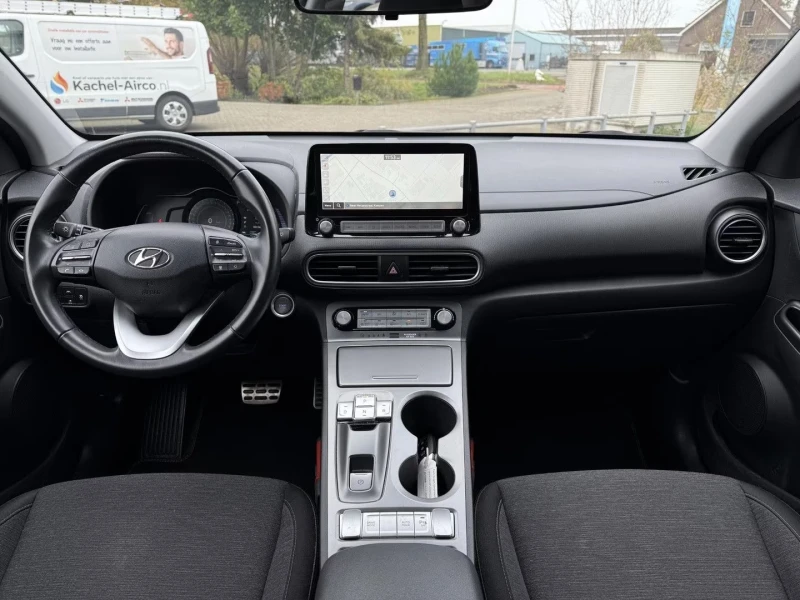 Hyundai Kona SoH 100% Comfort Smart Edition, снимка 12 - Автомобили и джипове - 53595590
