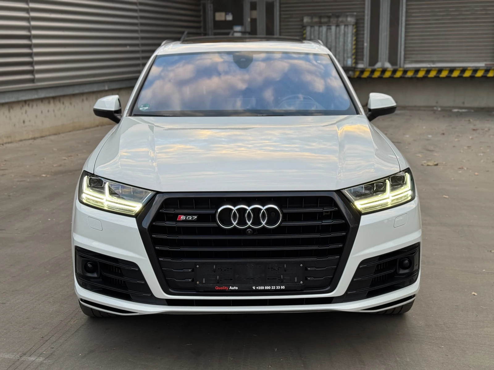 Audi SQ7 3x S-LINE::PANO::DISTRONIK::360::KEYLESS::BOSE - изображение 2