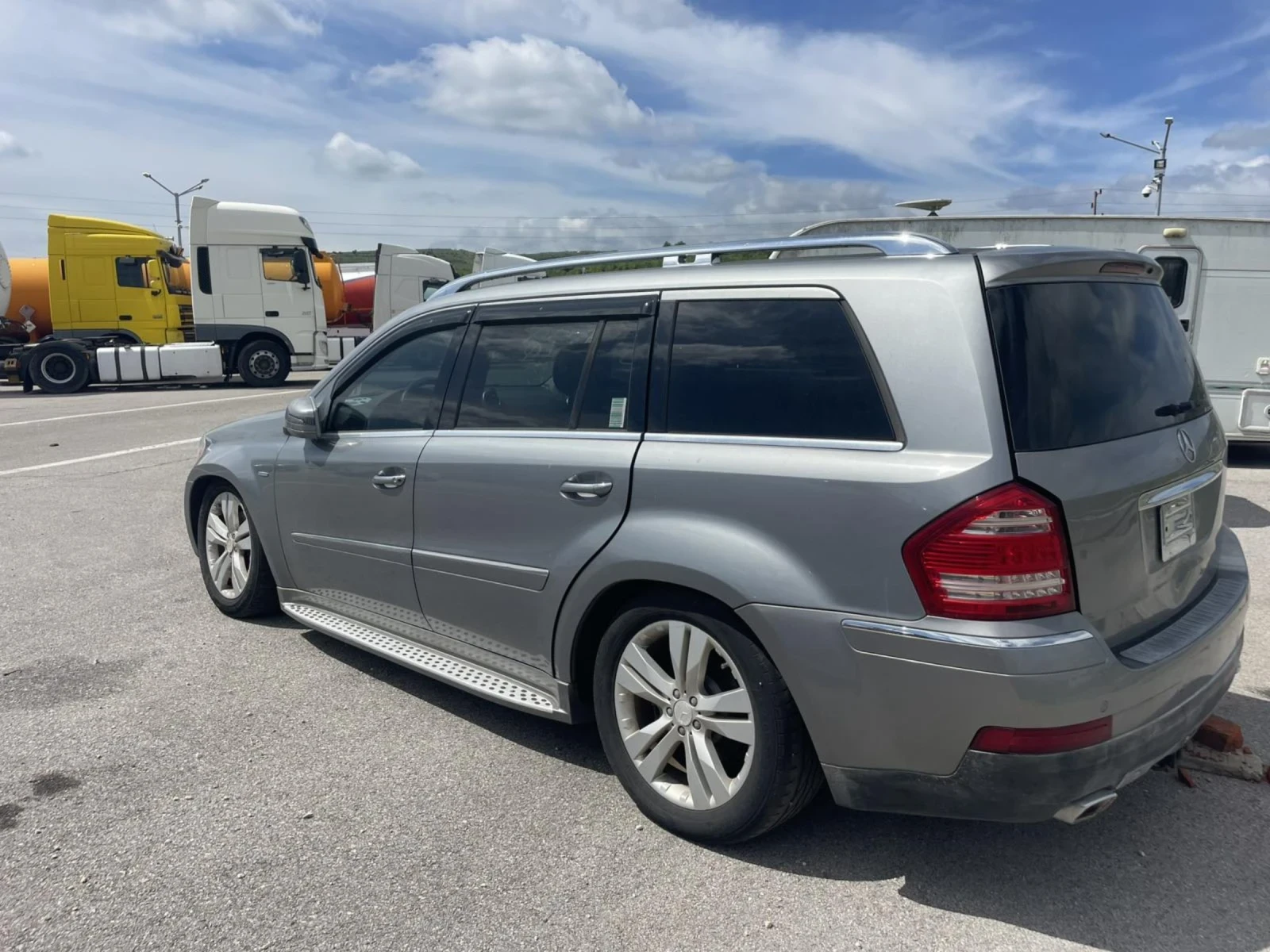 Mercedes-Benz GL 350  - изображение 6