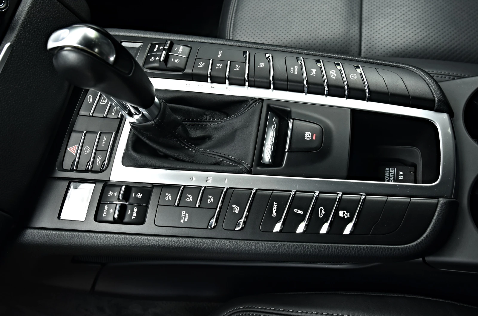 Porsche Macan S\DISTRONIC\MATRIX\CAMERA\TURBO OPTIC\ | Mobile.bg   12