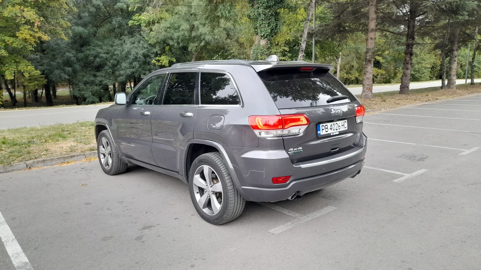 Jeep Grand cherokee OVERLAND - изображение 6