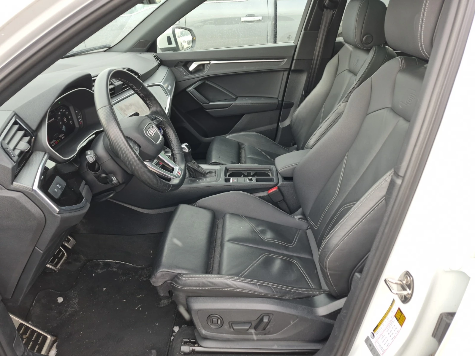 Audi Q3 PROGRESSIV| PANORAMA| LANE ASSIST| CARFAX - изображение 8