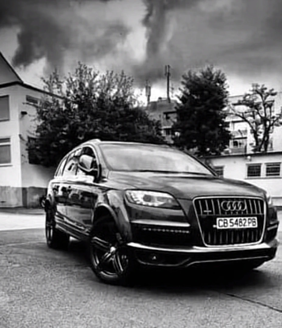 Audi Q7, снимка 5 - Автомобили и джипове - 53933792