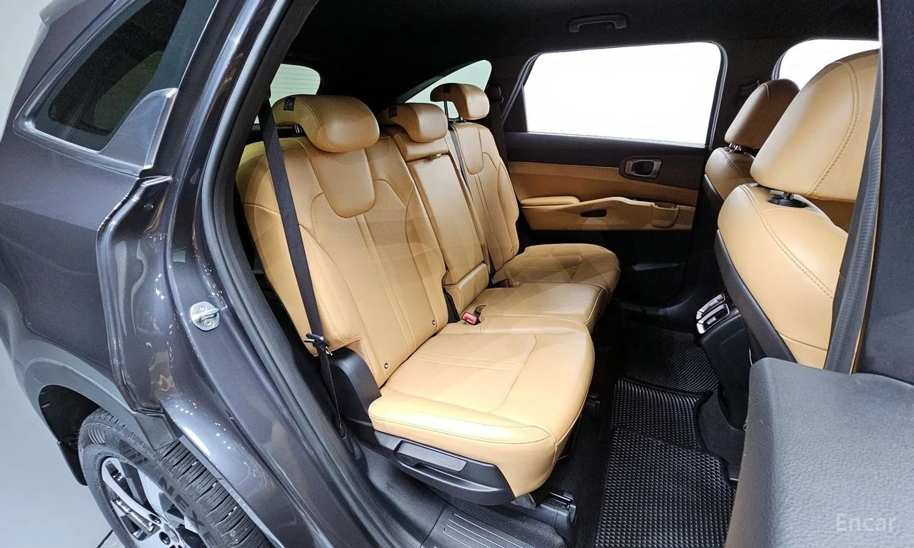 Kia Sorento Diesel 2.2 2WD | ЗАДНА КАМЕРА | KEYLESS | , снимка 14 - Автомобили и джипове - 54334191