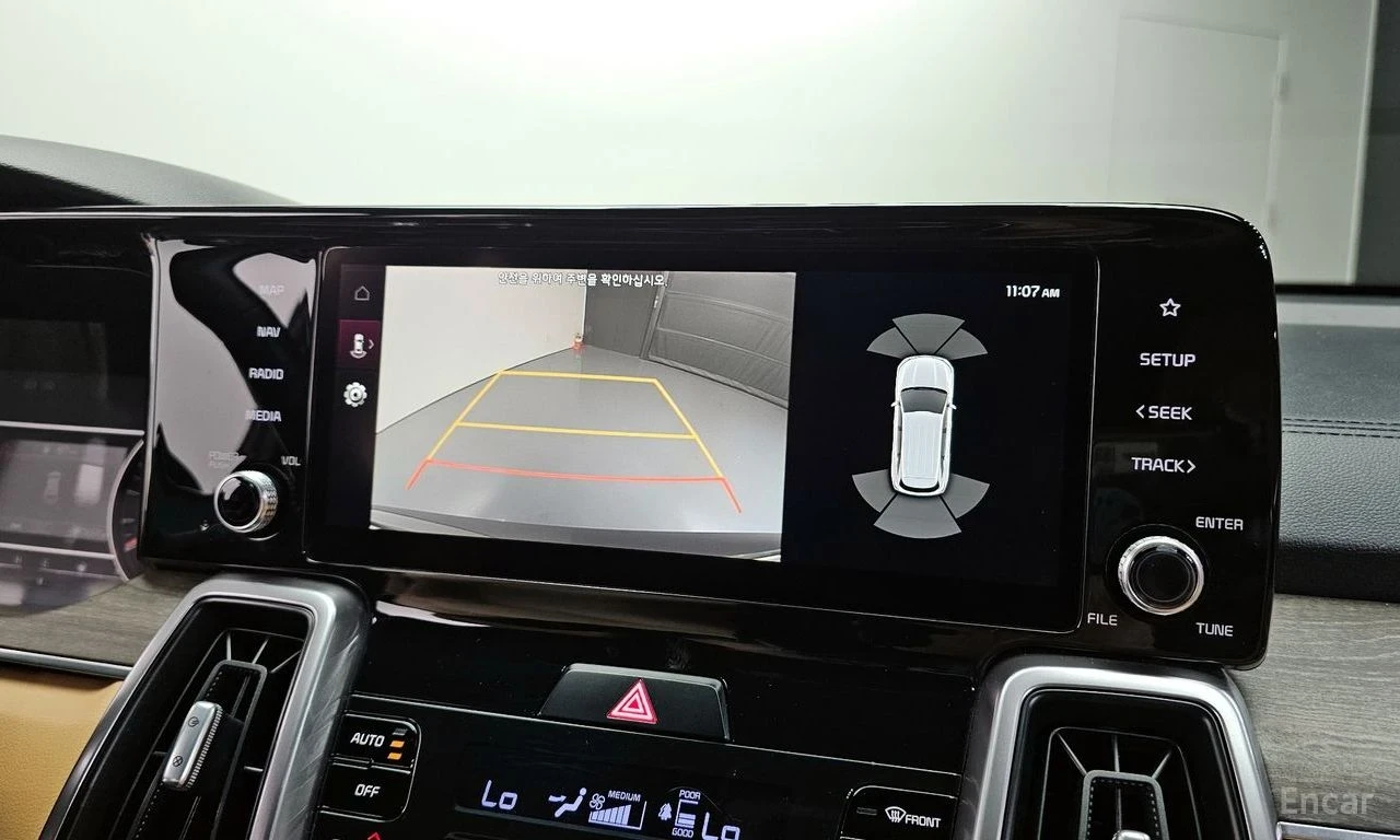 Kia Sorento Diesel 2.2 2WD | ЗАДНА КАМЕРА | KEYLESS | , снимка 15 - Автомобили и джипове - 54334191