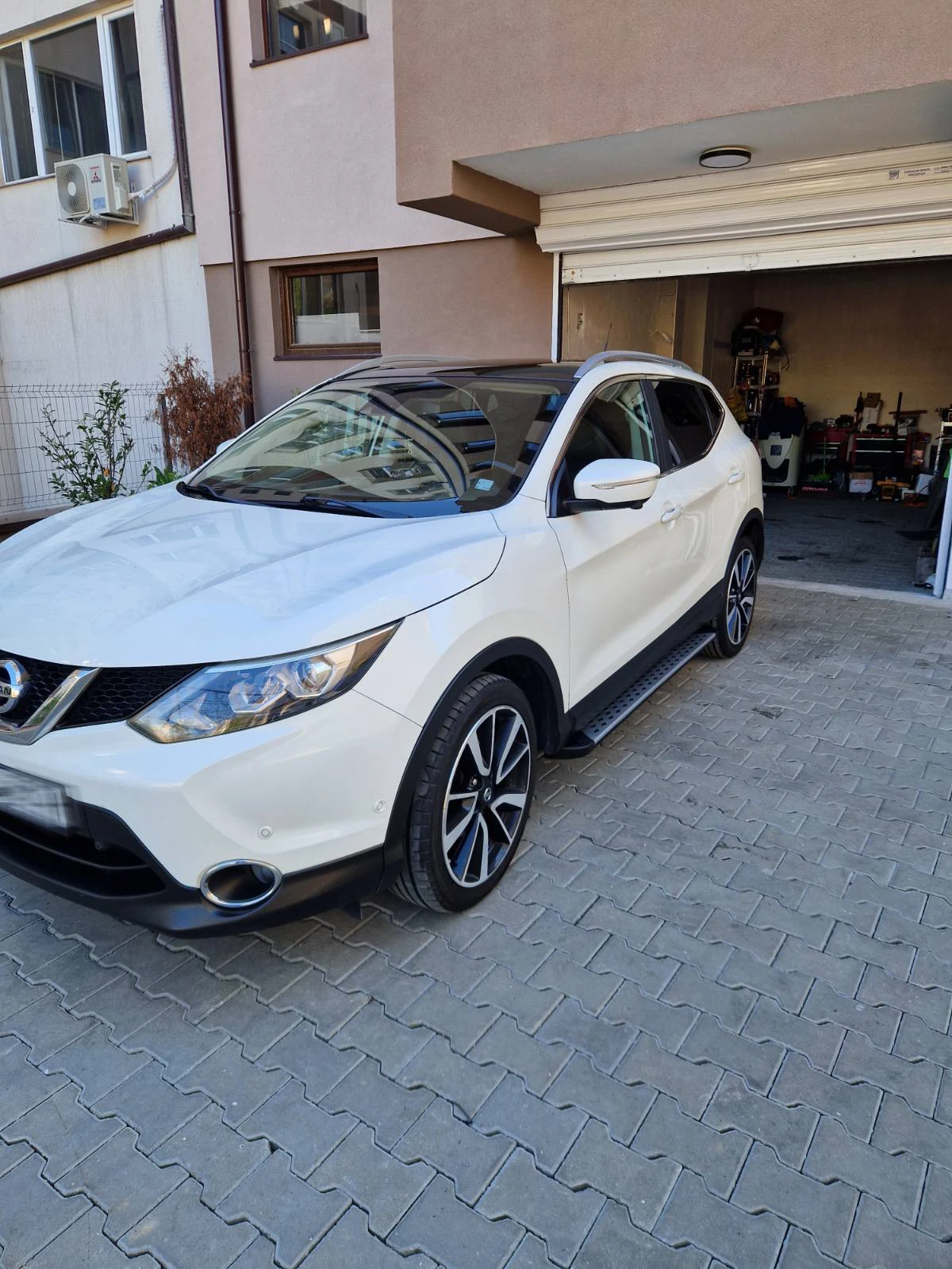 Nissan Qashqai, снимка 2 - Автомобили и джипове - 54431054