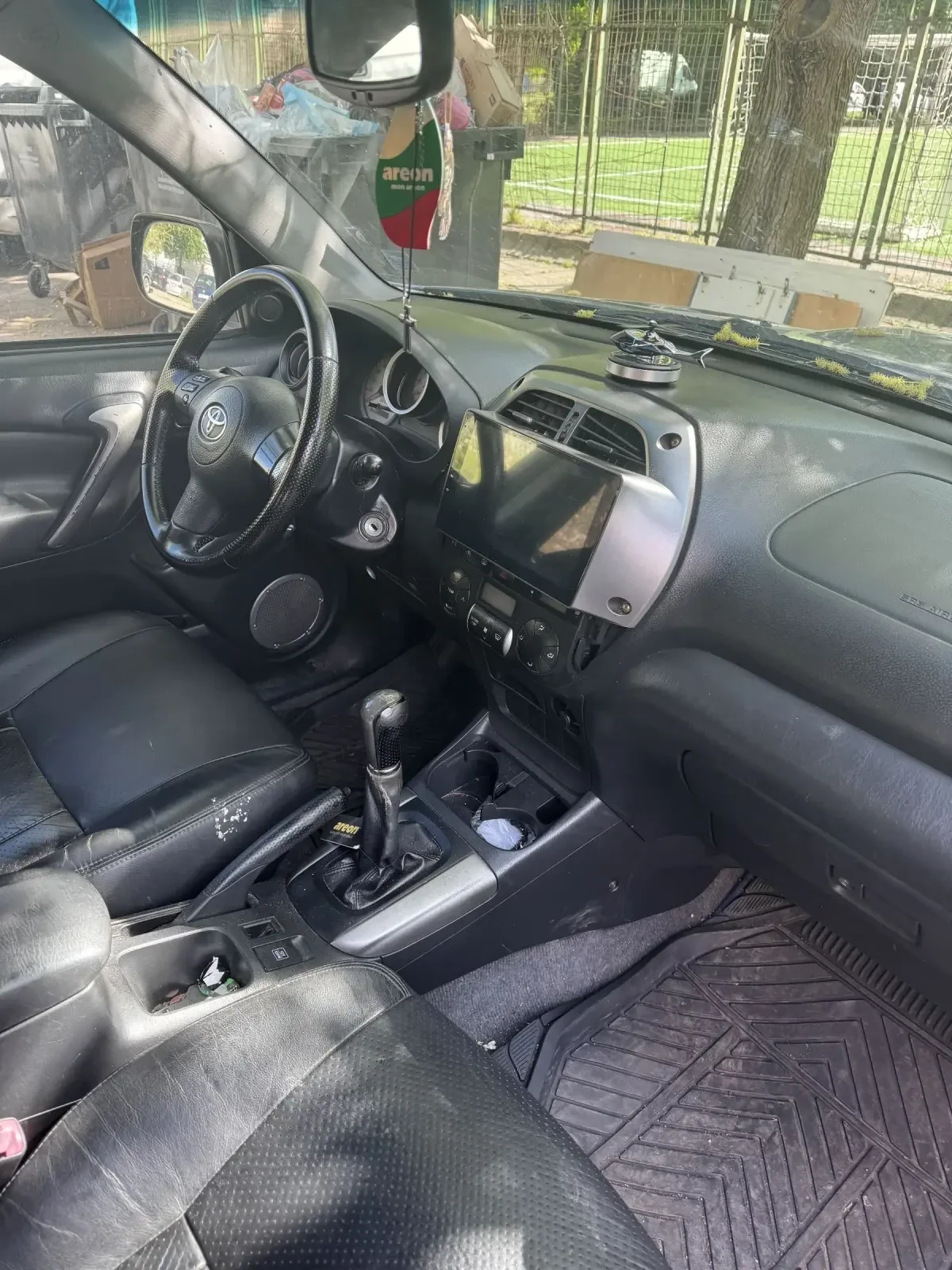 Toyota Rav4 2.0 D4D, снимка 4 - Автомобили и джипове - 54526884