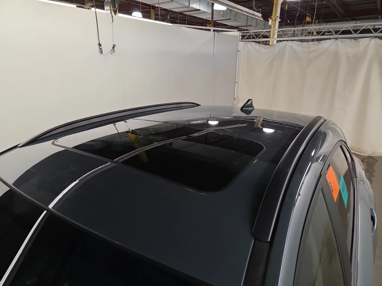 Hyundai Kona ELECTRIC * ULTIMATE * ПОДГРЕВ * ОБДУХВАНЕ * ПАНО, снимка 14 - Автомобили и джипове - 54885677
