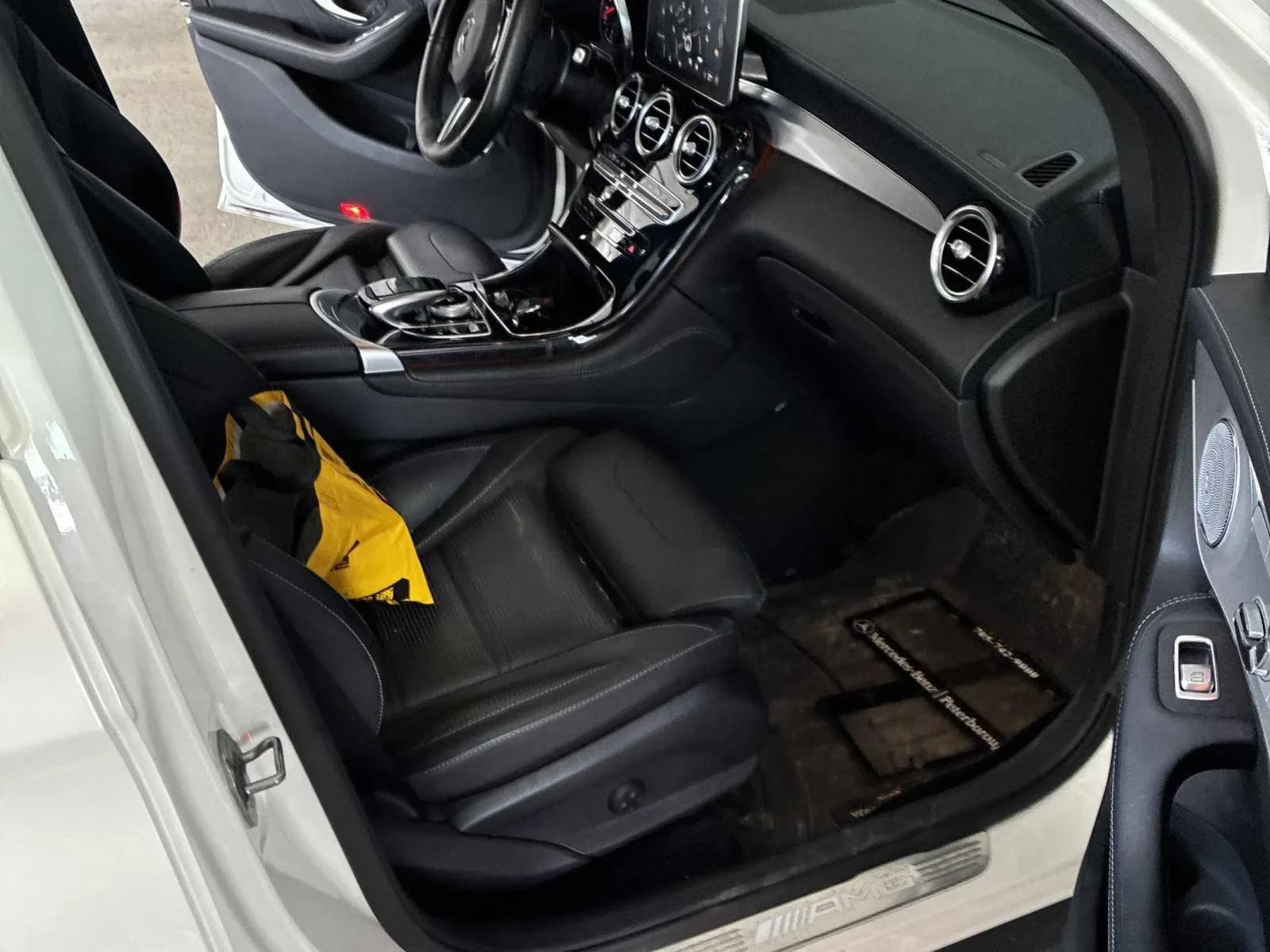 Mercedes-Benz GLC 63 AMG, снимка 12 - Автомобили и джипове - 54970008