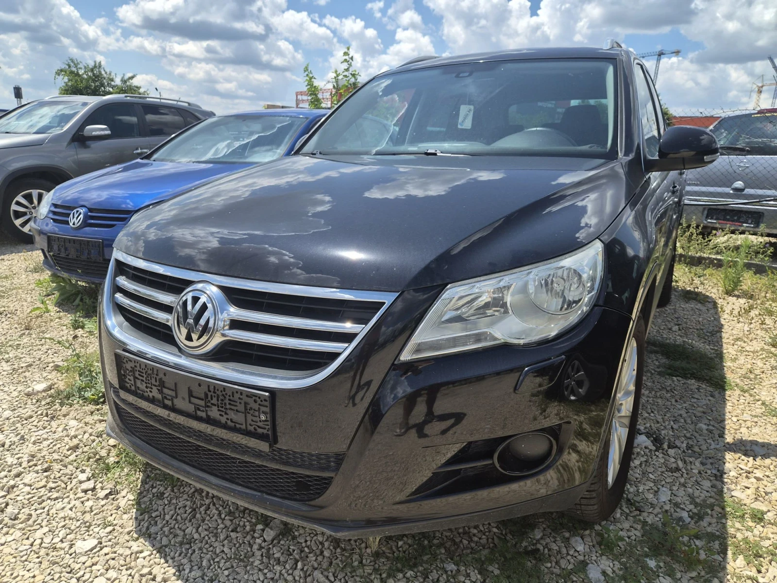 VW Tiguan 2.0 TDI 4-motion , снимка 2 - Автомобили и джипове - 55618345