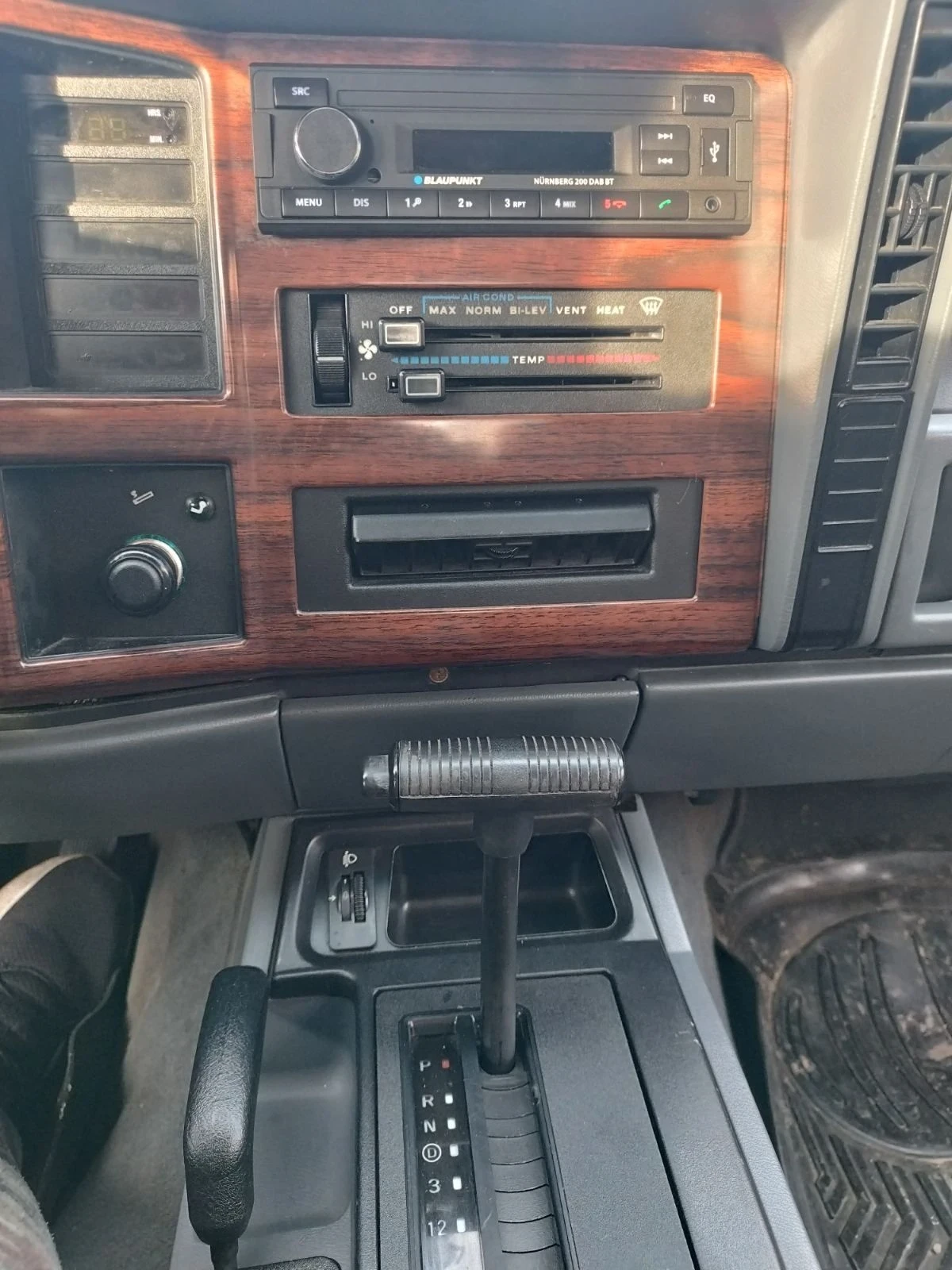 Jeep Cherokee XJ, снимка 7 - Автомобили и джипове - 55626504