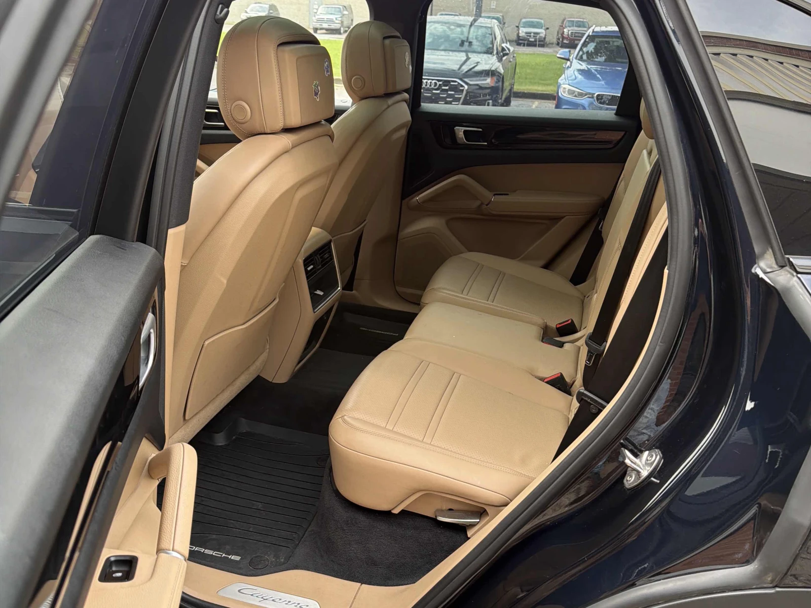 Porsche Cayenne AWD, АВТОКРЕДИТ, снимка 12 - Автомобили и джипове - 55925053