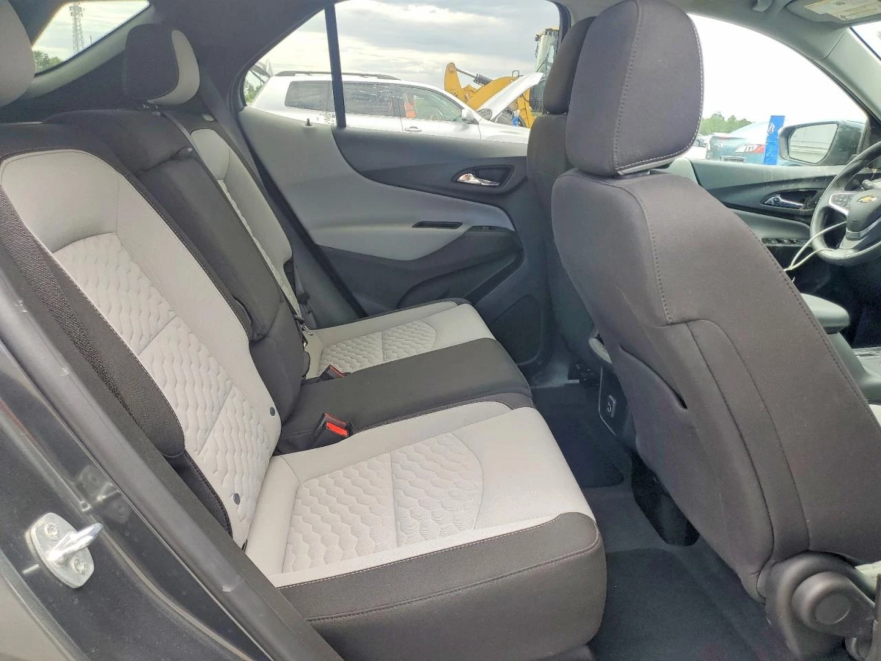 Chevrolet Equinox 1.5l Lt, снимка 11 - Автомобили и джипове - 56074765