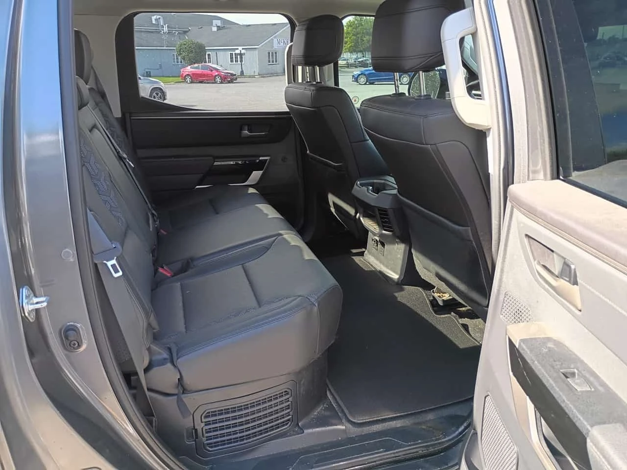 Toyota Tundra * Limited Hybrid * CARFAX * ����� �� ����������� | Mobile.bg � ����������� 16
