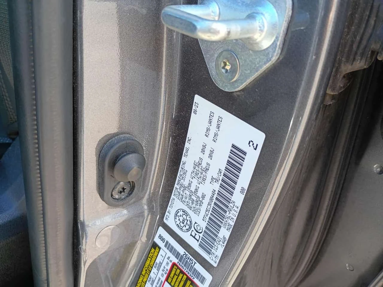 Toyota Tundra * Limited Hybrid * CARFAX * ����� �� ����������� | Mobile.bg � ����������� 10