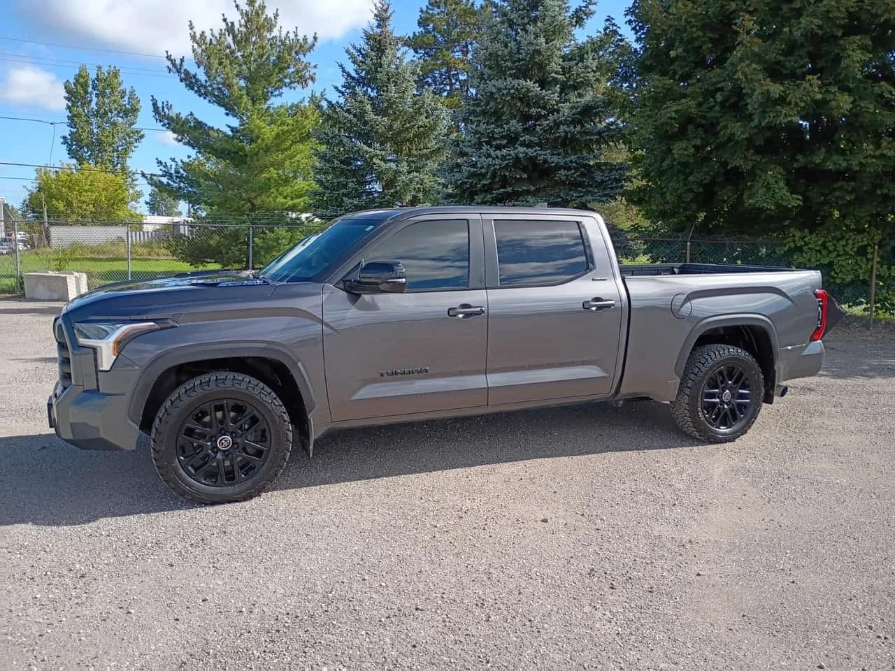 Toyota Tundra * Limited Hybrid * CARFAX * ����� �� ����������� | Mobile.bg � ����������� 2