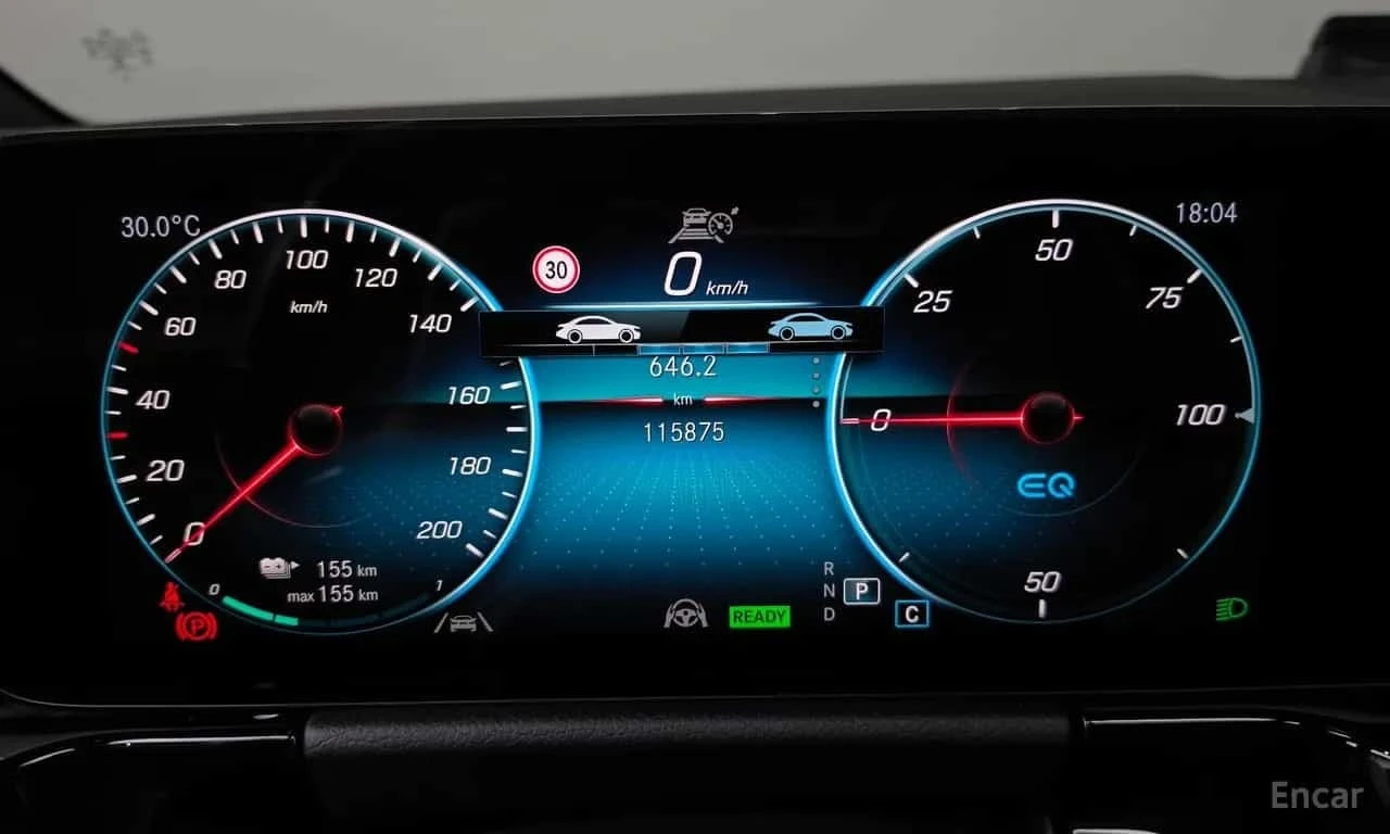 Mercedes-Benz EQA * EQA250 AMG Package Plus * , снимка 8 - Автомобили и джипове - 56614317
