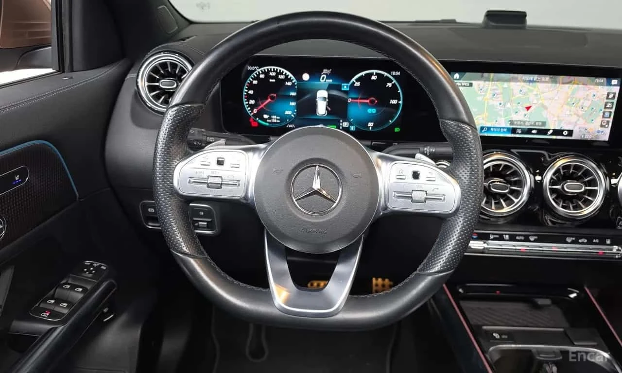 Mercedes-Benz EQA * EQA250 AMG Package Plus * , снимка 13 - Автомобили и джипове - 56614317
