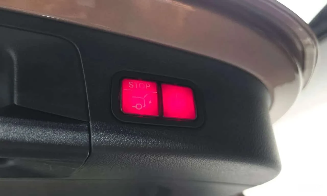 Mercedes-Benz EQA * EQA250 AMG Package Plus * , снимка 17 - Автомобили и джипове - 56614317