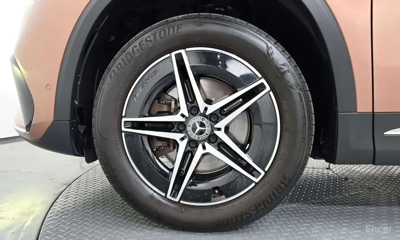 Mercedes-Benz EQA * EQA250 AMG Package Plus * , снимка 5 - Автомобили и джипове - 56614317