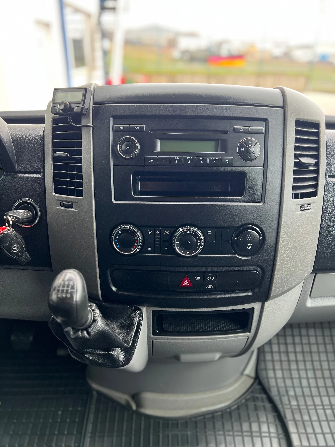 Mercedes-Benz Sprinter 313 / Хладилен + / - Климатротик, снимка 14 - Бусове и автобуси - 54157592