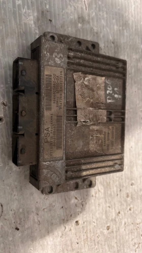        / ECU /    Peugeot 206 - 9644625680-00 / 9646988680