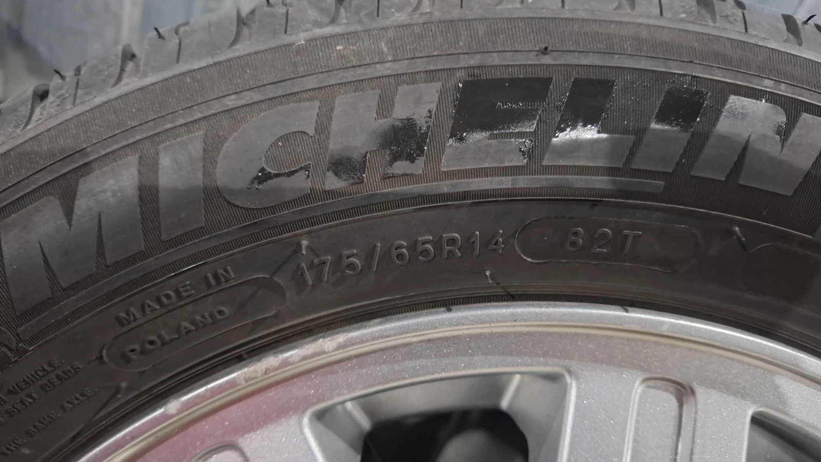 Гуми с джанти Michelin 175/65R14, снимка 2 - Гуми и джанти - 54097725