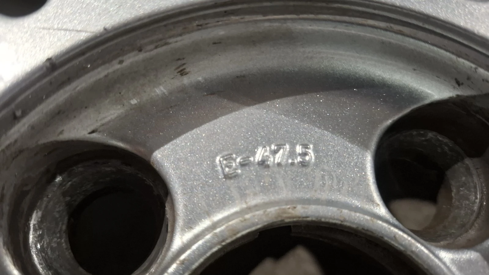 Гуми с джанти Michelin 175/65R14, снимка 6 - Гуми и джанти - 54097725