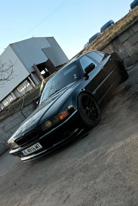 BMW 750 V12, 5.4, снимка 2
