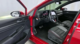 VW Golf GTI* BLIND SPOT* HUD* ПОДГРЕВ ВОЛАН* ЛЮК* КРАЙНА Ц, снимка 10