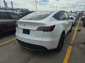 Tesla Model Y  LONG RANGE * CARFAX * БЕЗ ПЪРВОНАЧАЛНА ВНОСКА, снимка 3